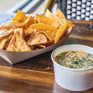 Chips & Queso